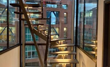 Amplia y Moderna Oficina en Ciudad Empresarial (UF 40/X m2)