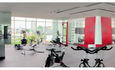 APARTAMENTO EN AV BALBOA 3 RECAMARAS PH COSTANERA