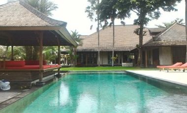 Villa Big Garden Halaman Luas Di Mengwi Dekat Ke Canggu Bali