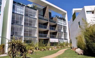 Exclusivo desarrollo con cancha de tenis