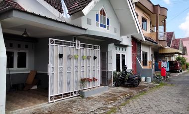 Rumah Cantik Full Furnish Lokasi Strategis di Sinduadi Mlati Sleman