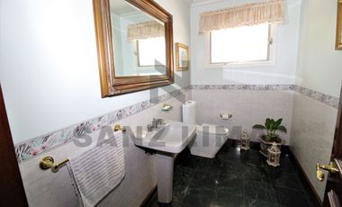 CAMPESTRE CELAYA: Espléndida y refinada residencia con vista al campo de golf.