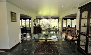 CAMPESTRE CELAYA: Espléndida y refinada residencia con vista al campo de golf.