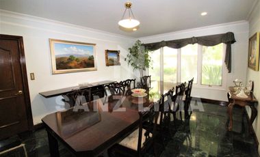 CAMPESTRE CELAYA: Espléndida y refinada residencia con vista al campo de golf.