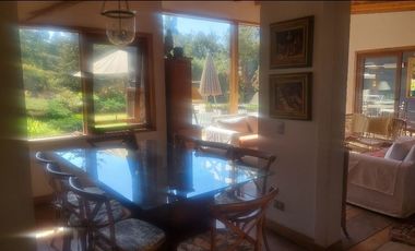 Linda y moderna casa mediterránea en parcela