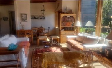 Linda y moderna casa mediterránea en parcela