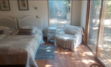 Linda y moderna casa mediterránea en parcela