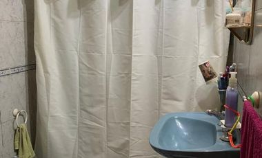 Casa para 2 Familias en venta en Wilde Centro