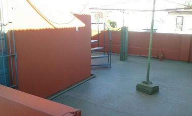 Casa y 2 Departamentos En Venta - Rafael Castillo, La Matanza