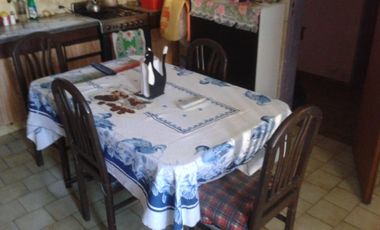 Casa y 2 Departamentos En Venta - Rafael Castillo, La Matanza