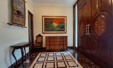 Disewakan Rumah Lux 2 lantai Sukahaji sayap Gegerkalong Bandung Utara