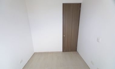 apartamento en arriendo en c.r arboleda campestre jacaranda piso 9. Cod A13834