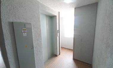 apartamento en arriendo en c.r arboleda campestre jacaranda piso 9. Cod A13834