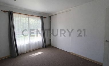 Casa en arriendo en San Juan de Pirque.