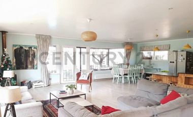 Casa en arriendo en San Juan de Pirque.