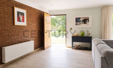 Casa en arriendo en San Juan de Pirque.