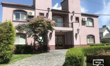 Casa en venta de 4 dormitorios en El Carmencito Hudson