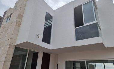 Casa en Venta Aguascalientes en coto San Charbel