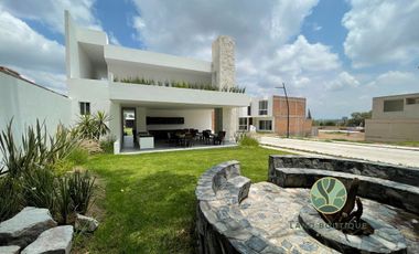 Casa en Venta Aguascalientes en coto San Charbel