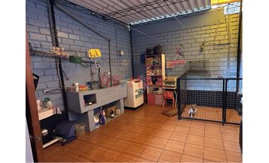 🏡🏢 Casa En Venta Con Parámetros Para 5 Pisos | 160 M² | San Juan De Miraflores | Excelente Inversión 💰📈