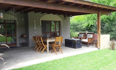 Casa - Pilar