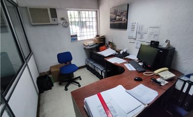 AV CARLOS JULIO SE VENDE PROPIEDAD 100% COMERCIAL