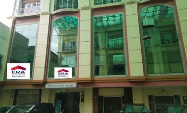 DIJUA/SEWA RUKO (Baru Renovasi Total) DI JL.SULTAN ISKANDAR MUDA ARTERI PONDOK INDAH JAKARTA SELATAN