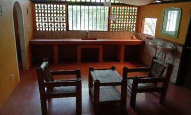 SMALL COMMERCIAL CENTER FOR SALE ID 14656