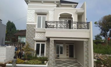 Rumah Sejuk Asri di Cianjur Dekat Taman Bunga Nusantara