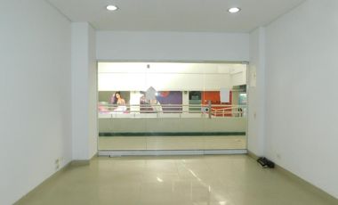 local en arriendo en santa lucia. Cod A84636