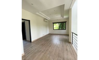 SE VENDE CASA EN COSTA DEL ESTE