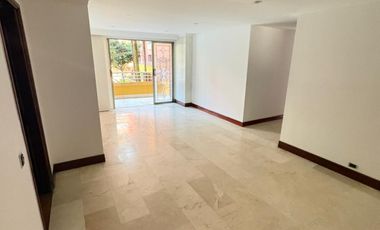 apartamento en arriendo en laureles. Cod A514381