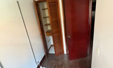 apartamento en arriendo en laureles. Cod A514381