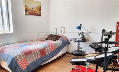 Casa en venta de 4 dorm. en Colina