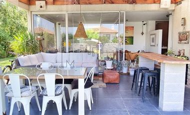 Casa en venta de 4 dorm. en Colina