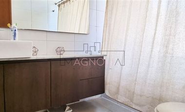 Casa en venta de 4 dorm. en Colina