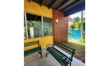 EN ALQUILER CASA USO COMERCIAL O RESIDENCIAL