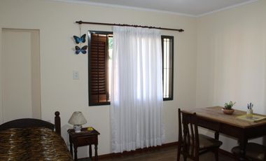 Casa de 3 AMBIENTES ubicada a 500 metros de la Avenida Tomás Espora.