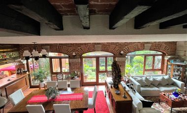 CASA EN VENTA  LOMAS SAN ANGEL INN CON SEGURIDAD