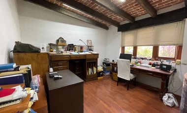 CASA EN VENTA  LOMAS SAN ANGEL INN CON SEGURIDAD