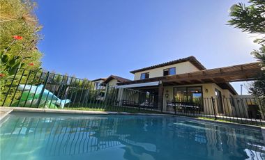 Casa 3 hab + oficina piscina quincho Piedra Roja