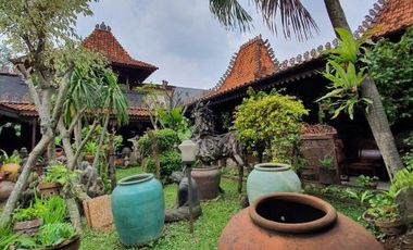 DIJUAL RUMAH ETNIK JAWA KLASIK at Jl LEBAK BULUS, JAKSEL