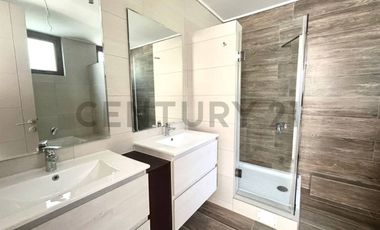 Exclusivo Dúplex con vistas panorámicas al lago y terrazas en doble altura