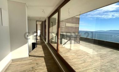Exclusivo Dúplex con vistas panorámicas al lago y terrazas en doble altura