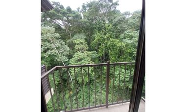 SE VENDE APARTAMENTO EN CLAYTON