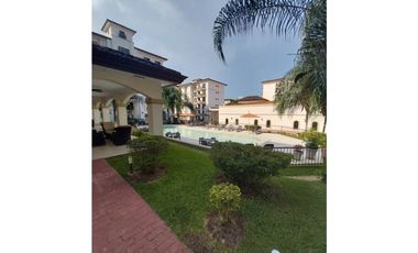SE VENDE APARTAMENTO EN CLAYTON