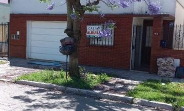 Casa en venta en Bernal Oeste