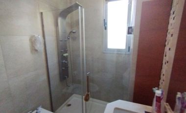 Casa en venta en Quilmes Este