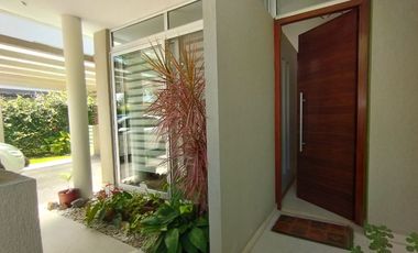 Casa en venta en Quilmes Este