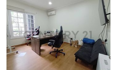 ARRIENDO CASA COMERCIAL - METRO LOS LEONES